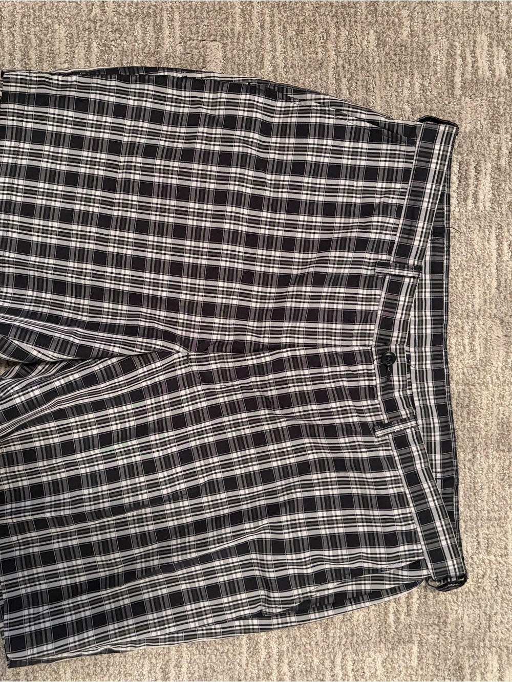 Haggar Black and White Plaid Casual Cargo Shorts